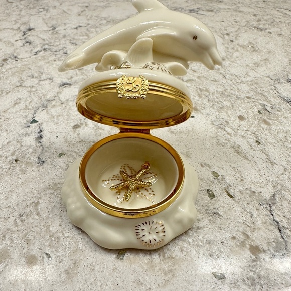 Lenox Dolphin Trinket Box - Picture 4 of 10